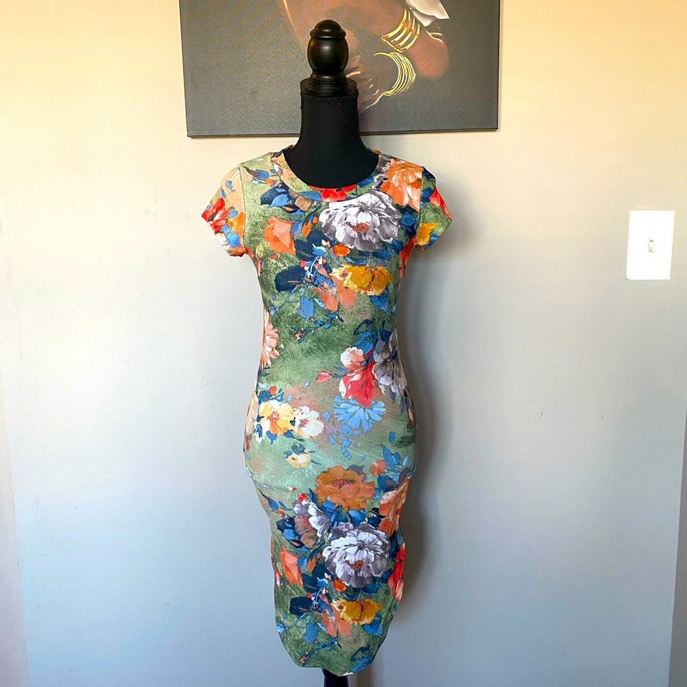 Ming Ming Beautiful and Elegant Spring Floral Dress 👗